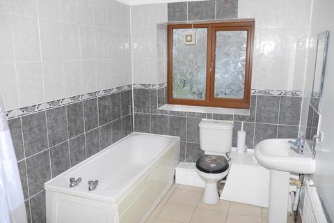 3 bedroom barn conversion to rent, Wernddu, Allt-yr-yn, Newport. NP20 5EJ