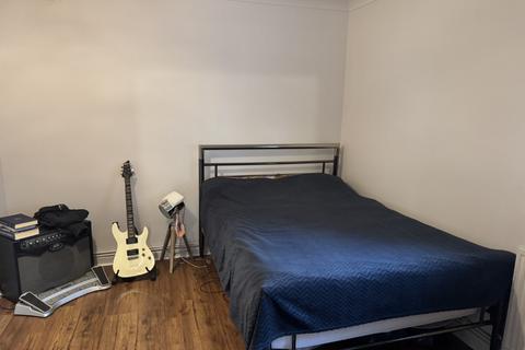 Block of apartments for sale, 1-6 Willan Court, Brewster Avenue, Woodston, Peterborough, Cambridgeshire PE2 9PR