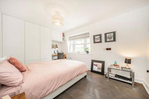 5 bedroom house to rent, Emerald Square, London SW15
