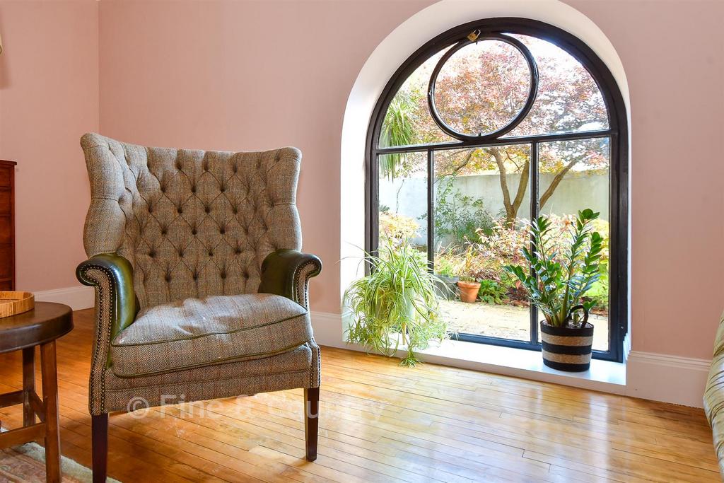 Internal Lifestyle Photograph