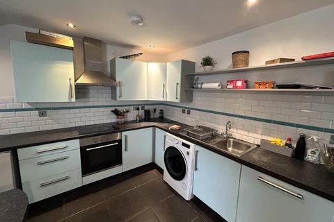 1 bedroom in a house share to rent, The Moor, Falmouth