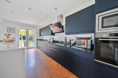 4 bedroom detached house for sale, Greatford Drive, Guildford, Surrey, GU1