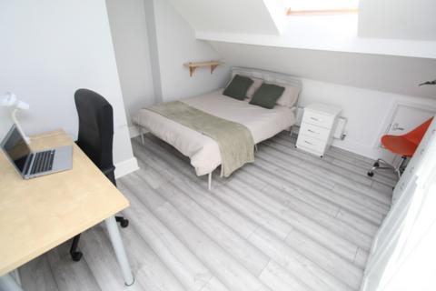 5 bedroom semi-detached house for sale, Lois Avenue, Nottingham NG7
