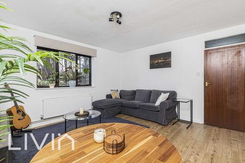 undefined, Croydon CR0