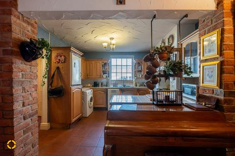 2 bedroom terraced house for sale, North Clifton Street, Lytham, FY8