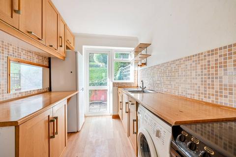 undefined, Guildford Park Avenue, Guildford, GU2