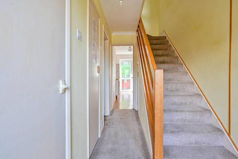 undefined, Guildford Park Avenue, Guildford, GU2