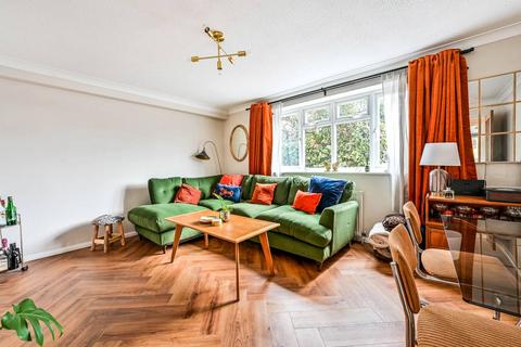 1 bedroom flat for sale, Ferndown Court, Guildford, GU1