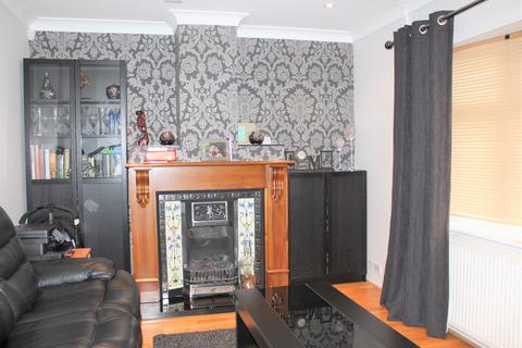undefined, Farm Close, Barnet EN5