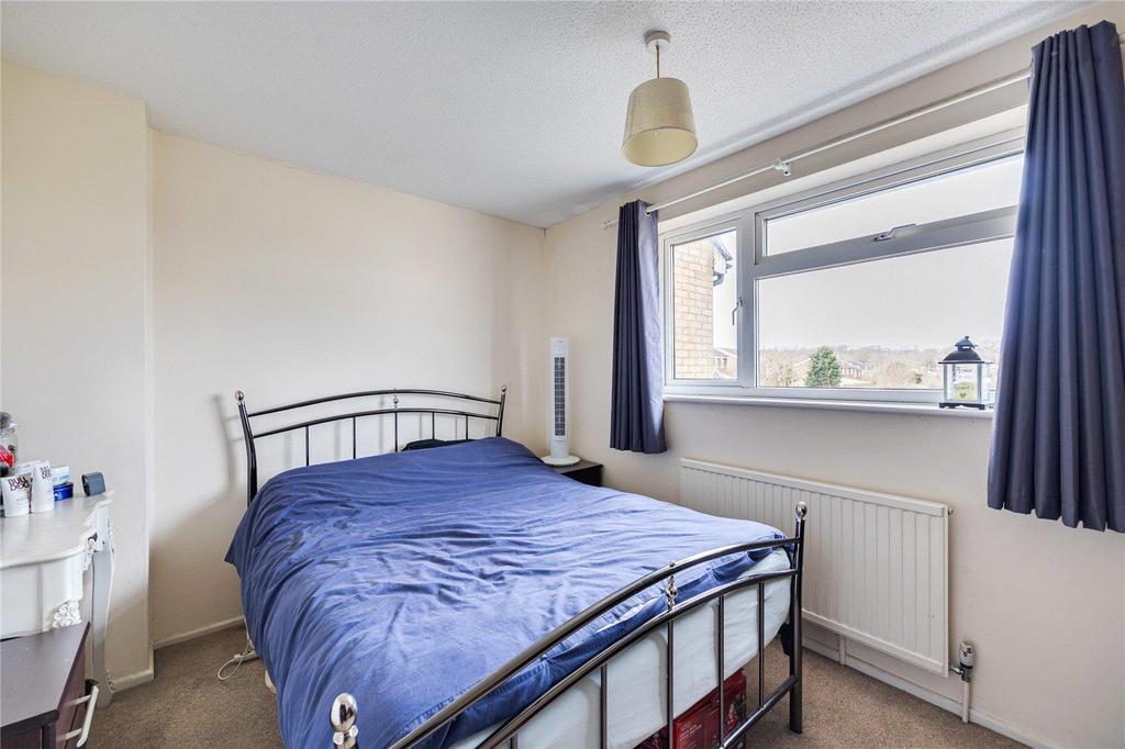 Bedroom.2.jpg