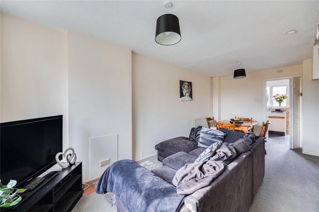 Living Room.1.jpg