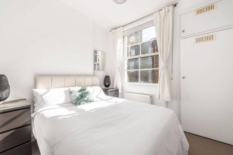 Pembridge Road, Notting Hill Gate, London, W11
