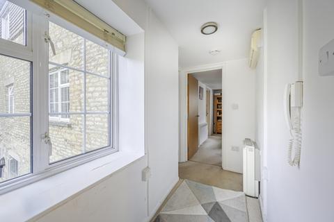 undefined, Barton Court, Cirencester