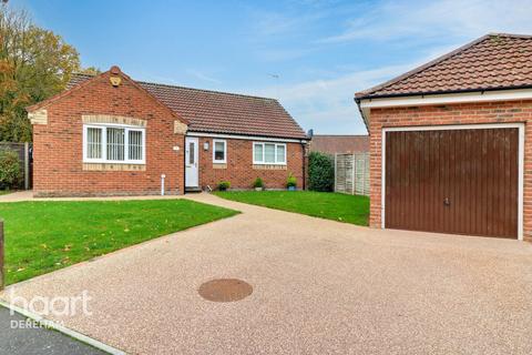 undefined, Maple Drive, Necton