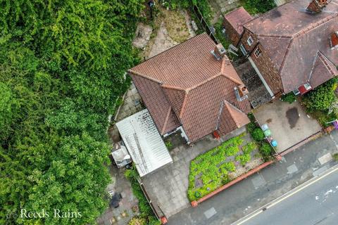 3 bedroom detached house for sale, Talbot Road, Manchester M14