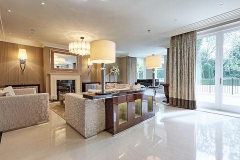 6 bedroom detached house for sale, Sylvan Avenue, Hornchurch, RM11