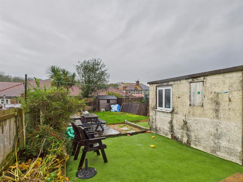 CAM02295 G0-PR0342-STILL005.jpg