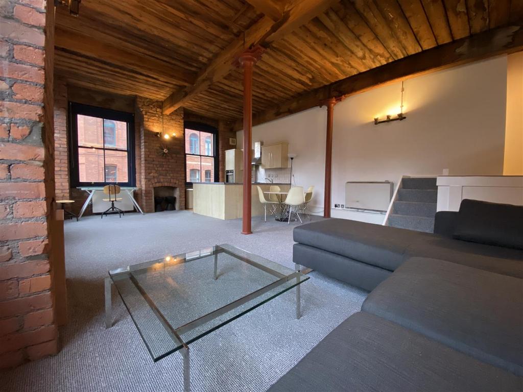 Livingroom (4).jpeg