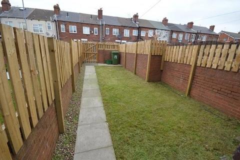 undefined, Robbins Terrace, Featherstone
