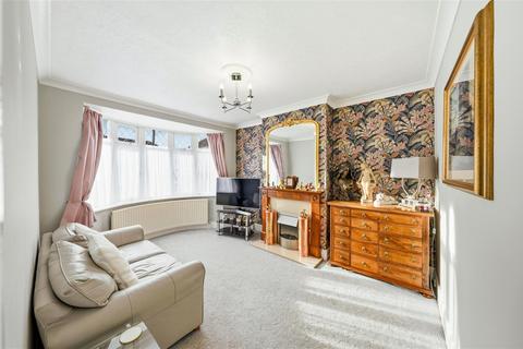 4 bedroom semi-detached house for sale, Wentworth Drive, Dartford