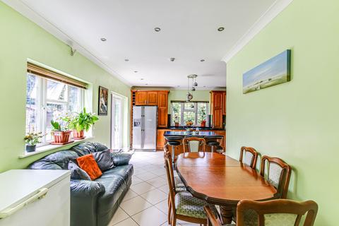 undefined, Shaw Crescent, South Croydon CR2