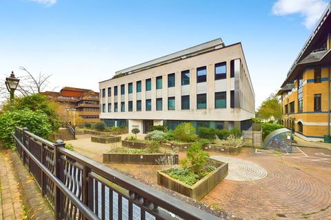 undefined, Chart Way, Horsham RH12