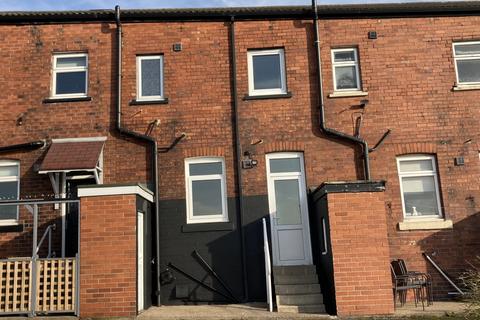 2 bedroom terraced house for sale, Batley Road, Wakefield, WF2