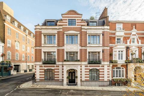 2 bedroom flat to rent, Chesterfield Hill, London W1J