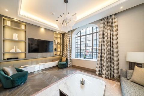 2 bedroom flat to rent, Chesterfield Hill, London W1J
