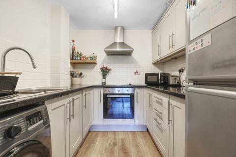 2 bedroom flat for sale, River Meads, Stanstead Abbotts, SG12