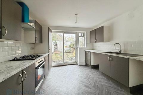 undefined, Victoria Parade, Hedon Road, Hull HU9