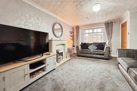 4 bedroom detached house for sale, Osprey Close, Sleaford NG34