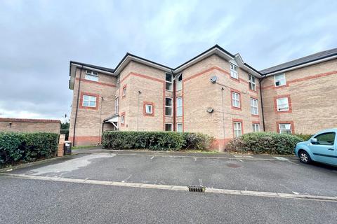 2 bedroom flat to rent, Douglas Road, Stanwell TW19