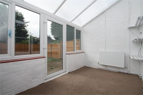 2 bedroom maisonette to rent, Richmond Road, Staines-upon-Thames, TW18