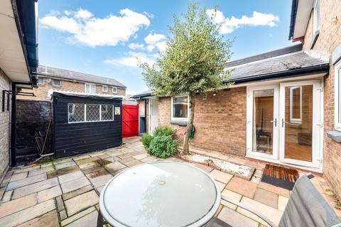 undefined, Garnet Street, London, E1W