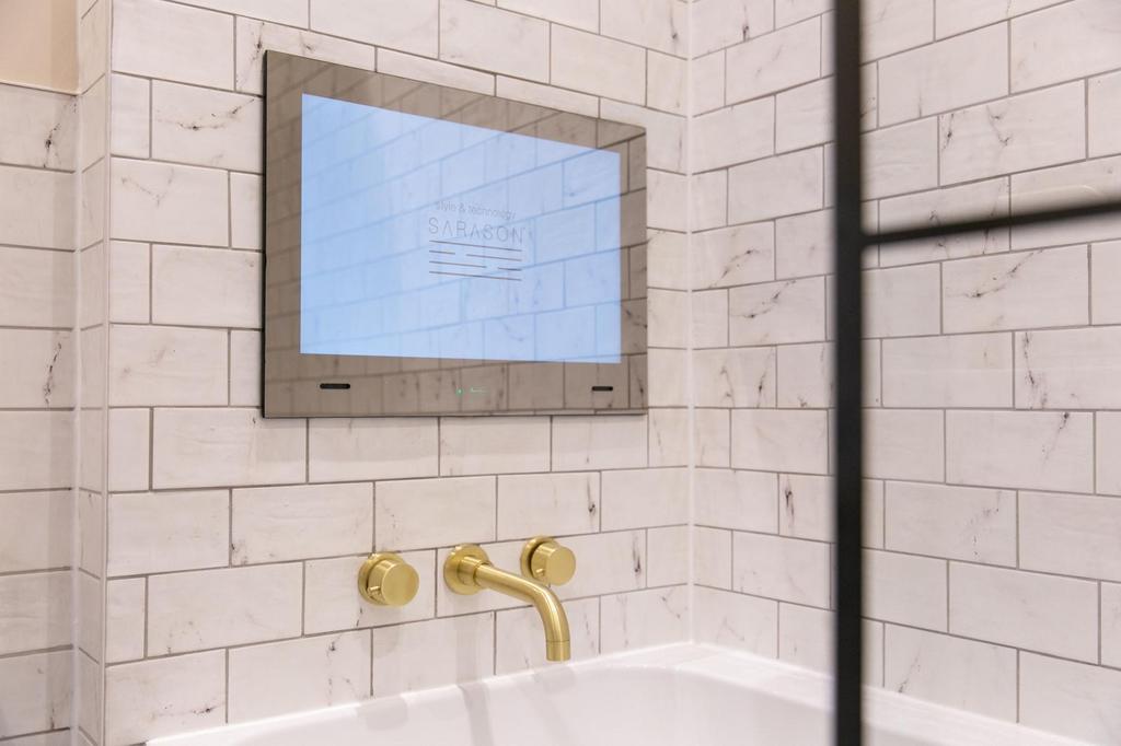 Bathroom 3.jpg