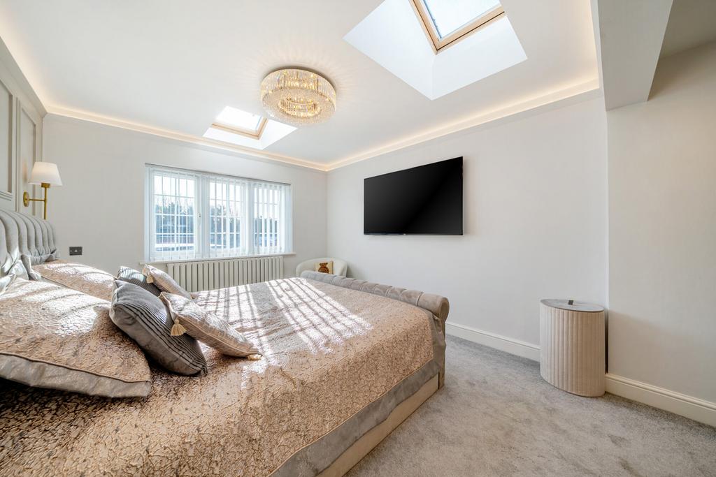 1375468-26-690a26...