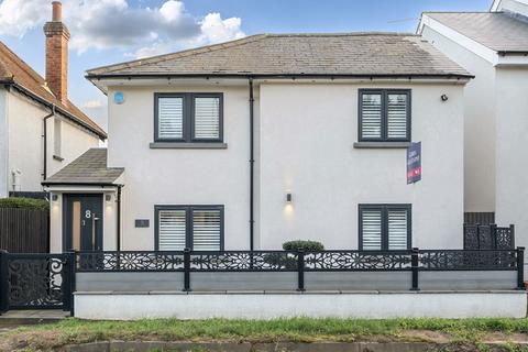 4 bedroom detached house for sale, Oxford Road, Gerrards Cross, Buckinghamshire