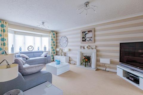 4 bedroom detached house to rent, The Spinney, Bristol BS32