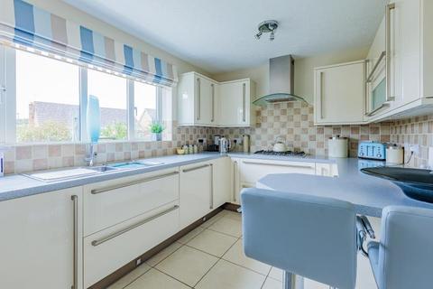 4 bedroom detached house to rent, The Spinney, Bristol BS32