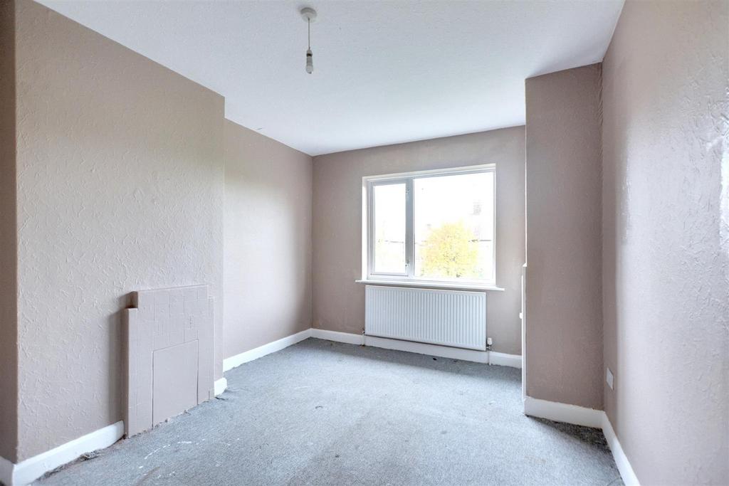 Bedroom 1 1.jpeg