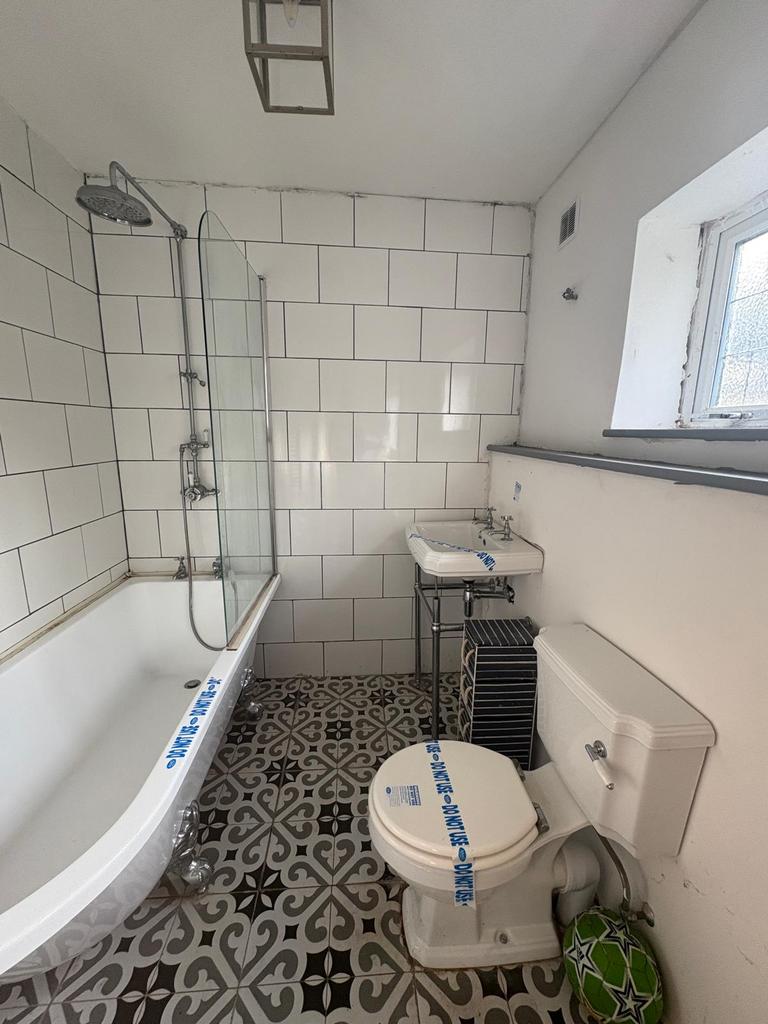 Whats App Image 2025-10-24 At 16.22.48 38b515d1...