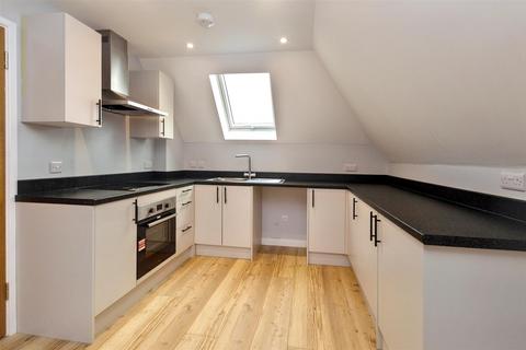 2 bedroom flat to rent, 3-5 Elm Grove, Eastbourne