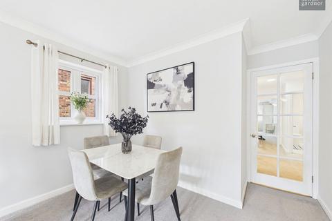 undefined, Chorleywood, Hertfordshire , WD3 5JZ