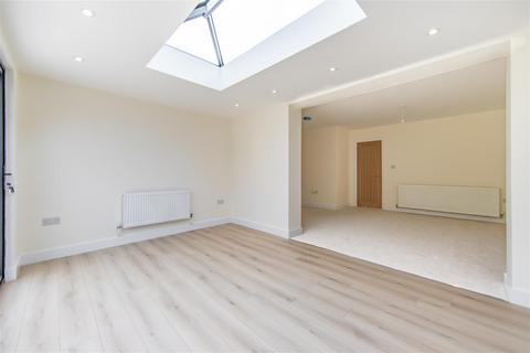 2 bedroom semi-detached bungalow for sale, Ross Way, Red House Farm, NE3