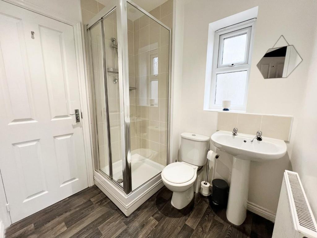 Jack & Jill En-Suite