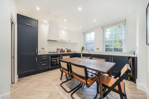 1 bedroom flat for sale, Mall Chambers, London W8