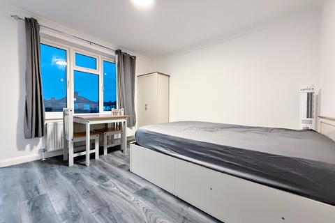 undefined, Kingsley Road, Hounslow, TW3