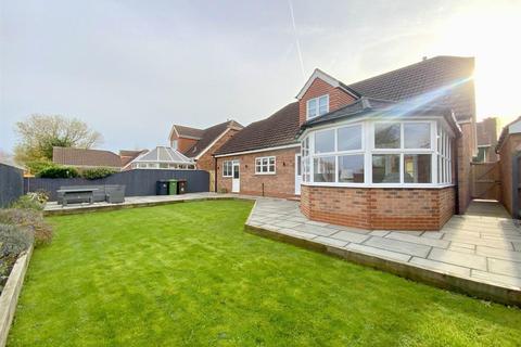 2 bedroom detached house for sale, Markhams Orchard, Grimsby
