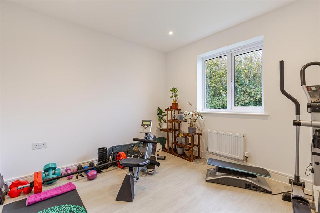 A16 - 51 French Furze, Blackawton - 251031.jpg